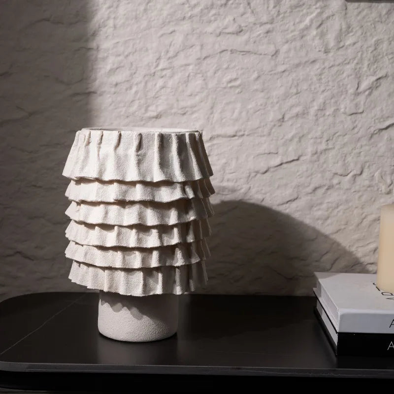 Resin Modern Cylinder Vases Handmade Realistic White Matte Wrinkled Vases Simple Artistic High Quality Desktop Home Decor