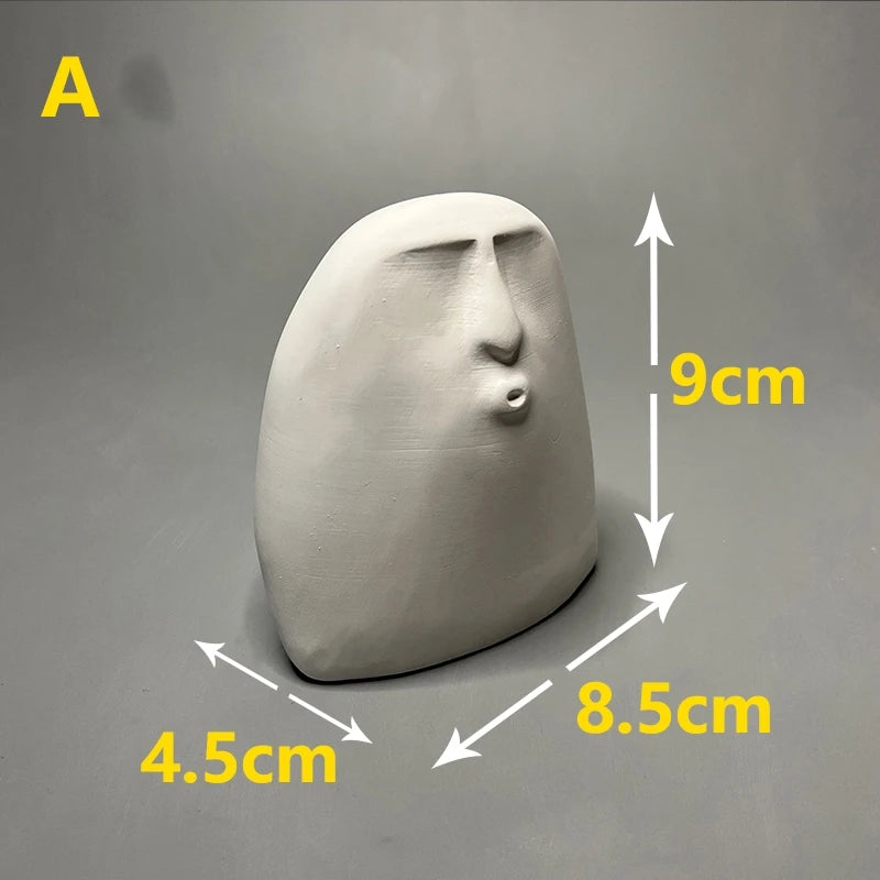 Room Decor Statue Modern Abstract Creativity Items Luxury Figurines for Interior Art Living Room Desk Sculpture Garden Decor