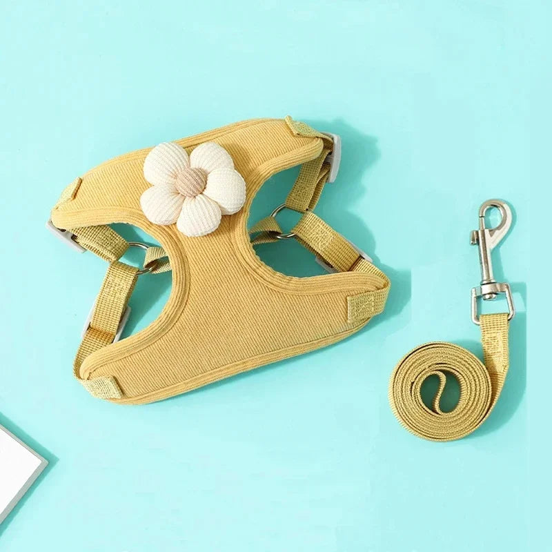 Pet vest traction rope dog cartoon three-dimensional accessories Teddy walking dog rope cat going out chest and back protection